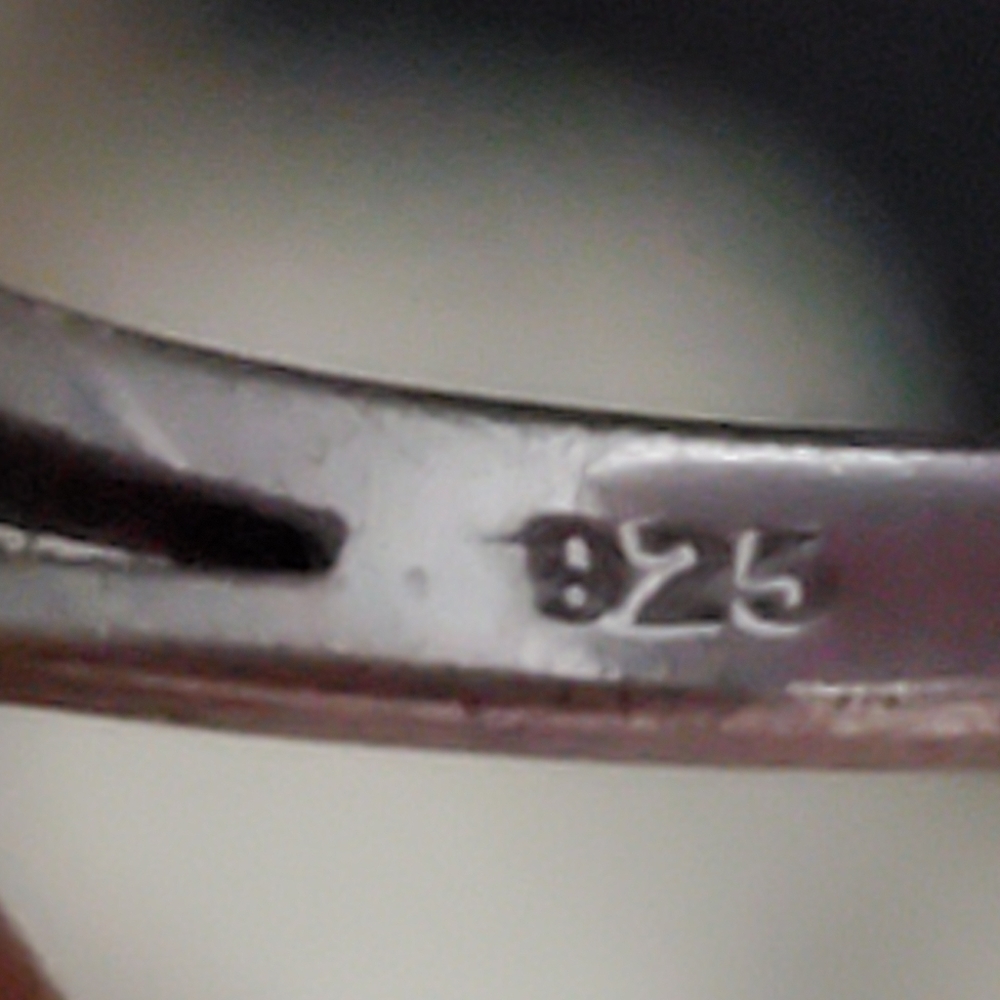 Garnet ring - Picture 3 of 3